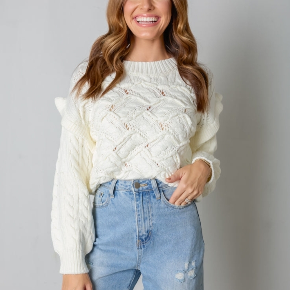 Vestique Marshmallow Creme Sweater Cable Knit Pattern‎ Size M